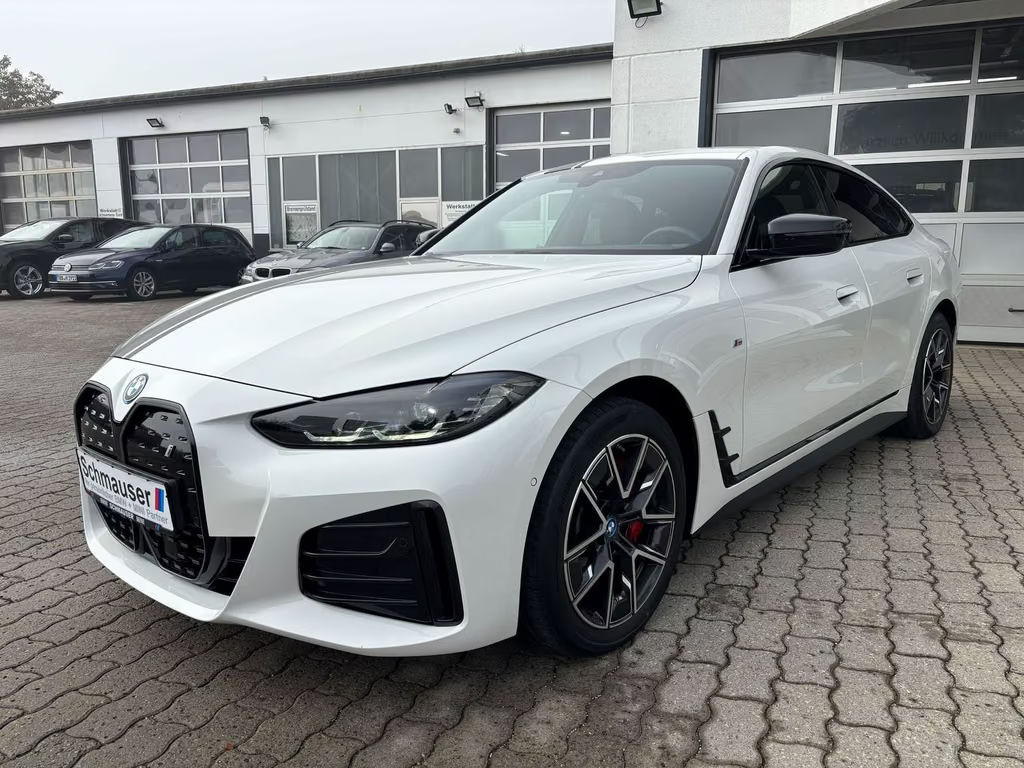 BMW i4