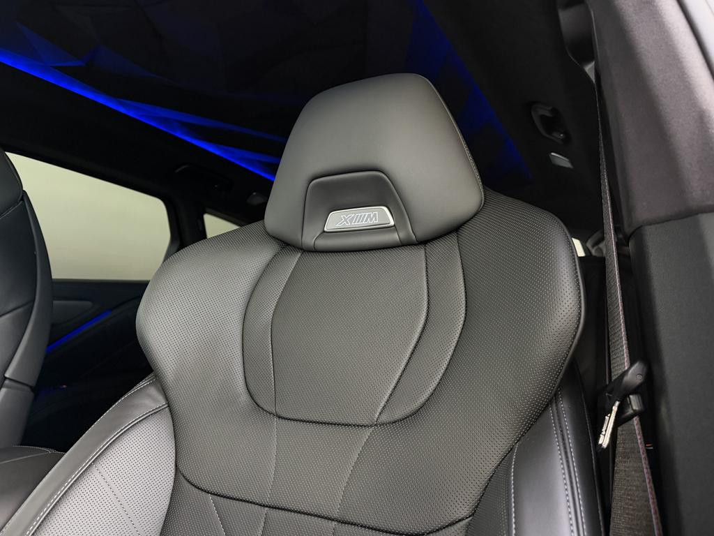 BMW XM