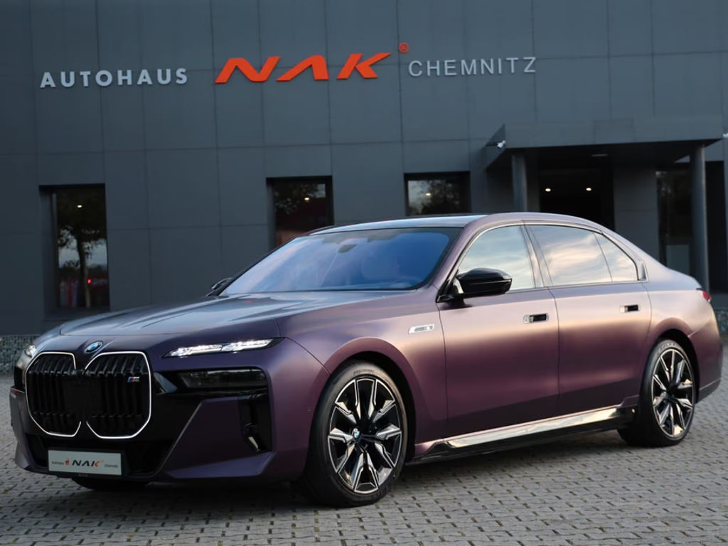 BMW i7 xDrive Executive Sedan M70