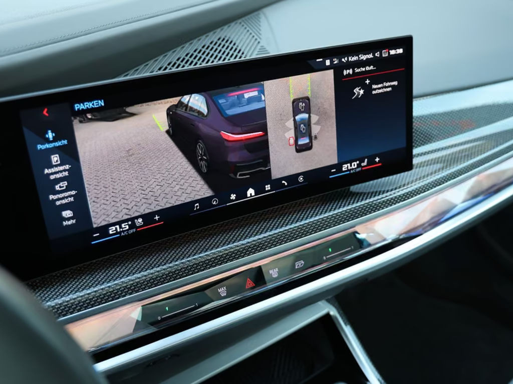 BMW i7