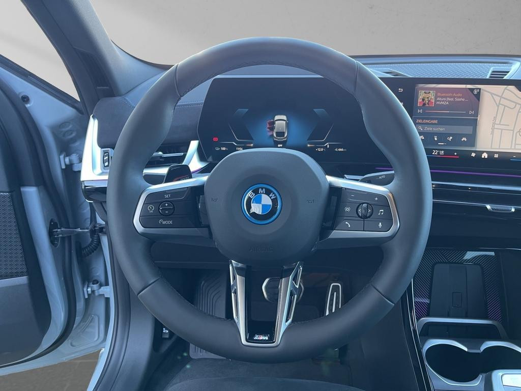 BMW iX2