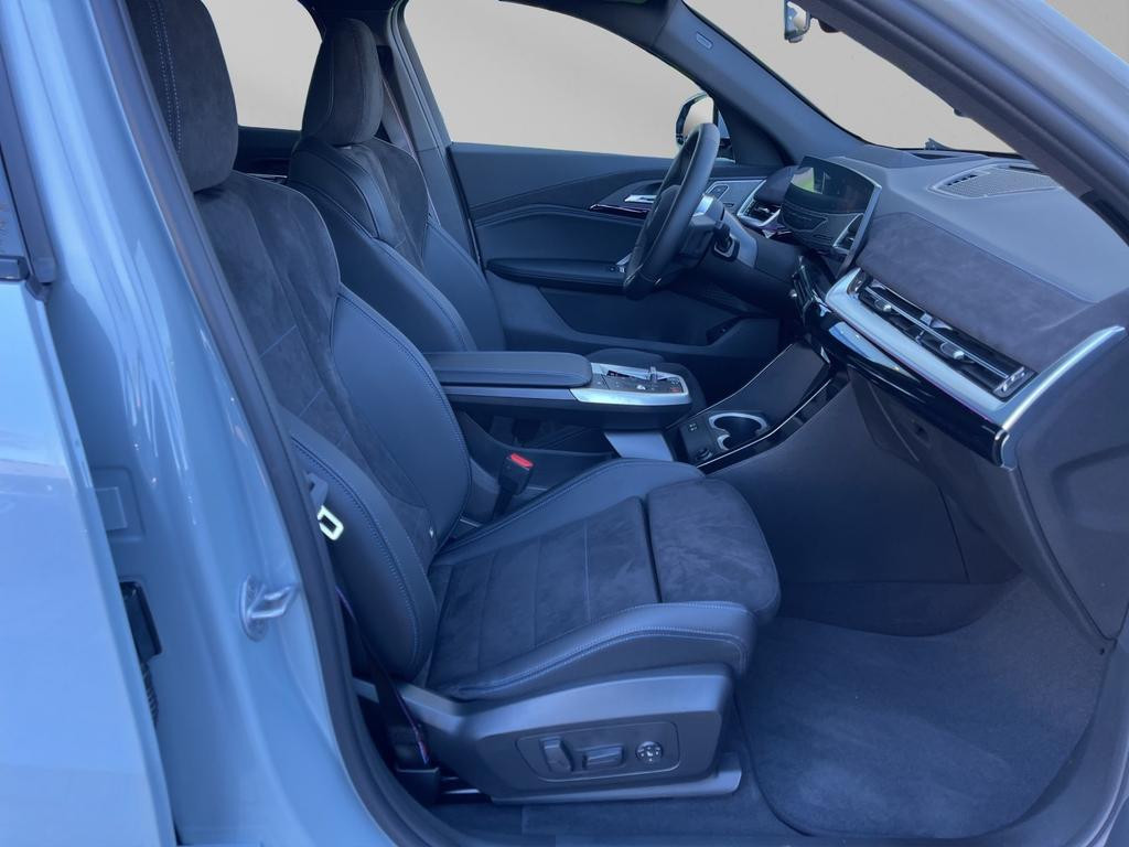 BMW iX2
