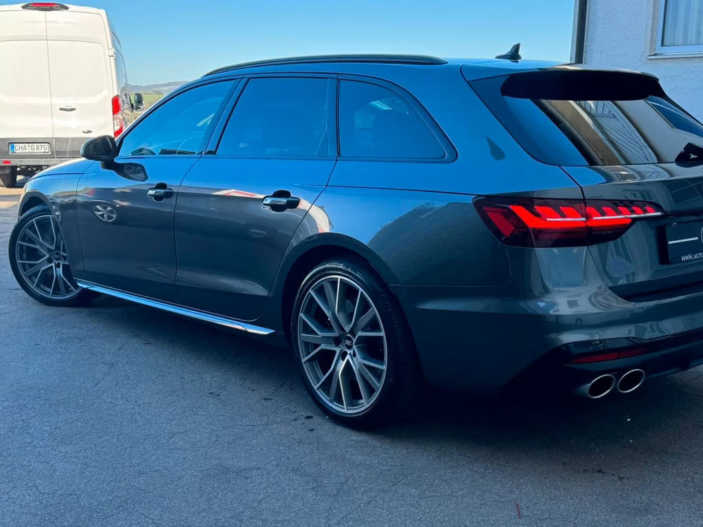 Audi S4