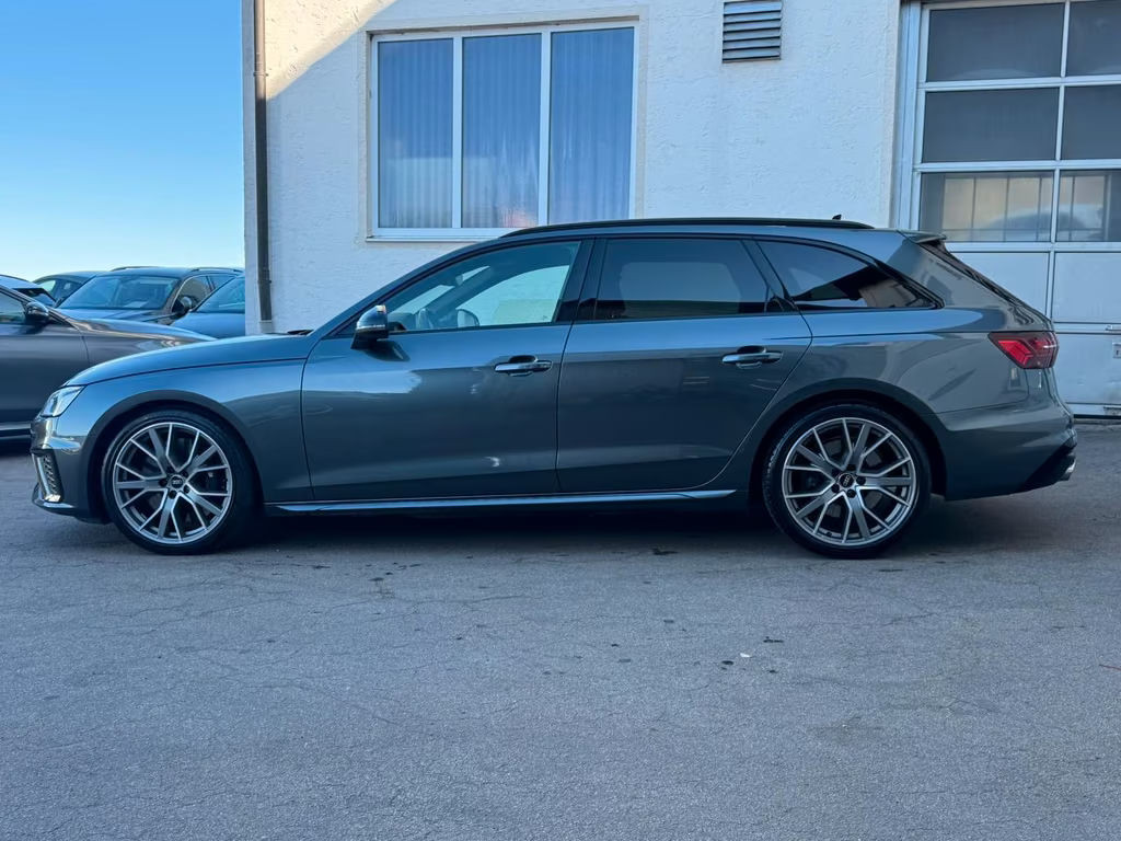 Audi S4