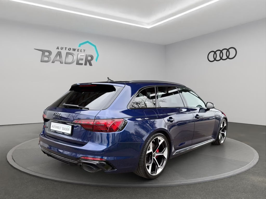 Audi RS4