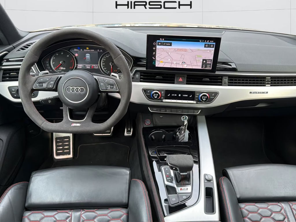 Audi RS4