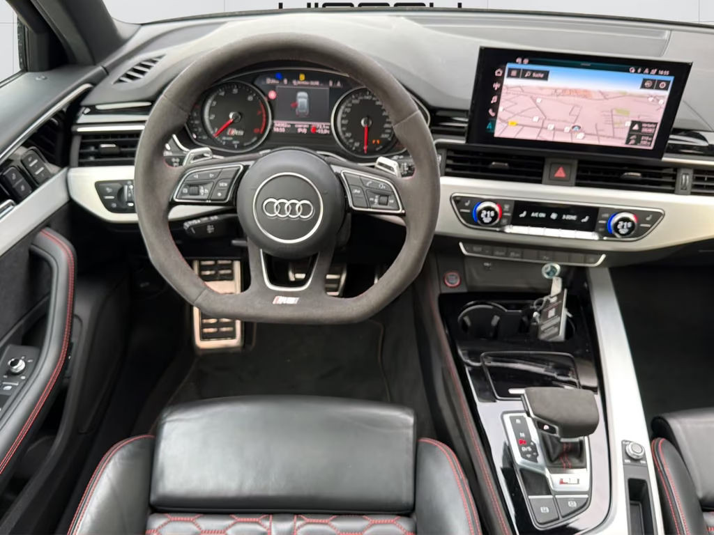 Audi RS4