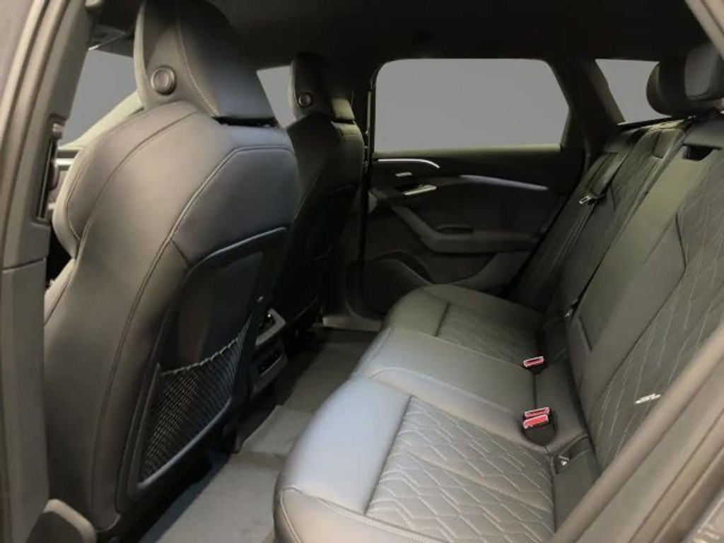 Audi S6 e-tron