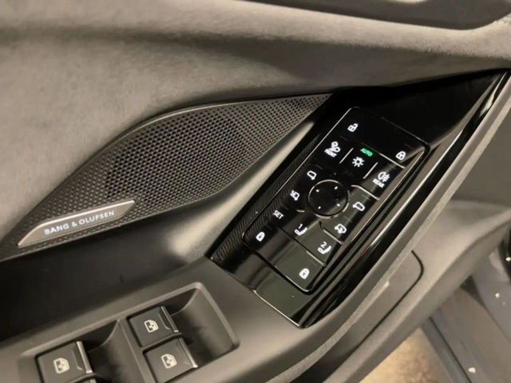 Audi S6 e-tron