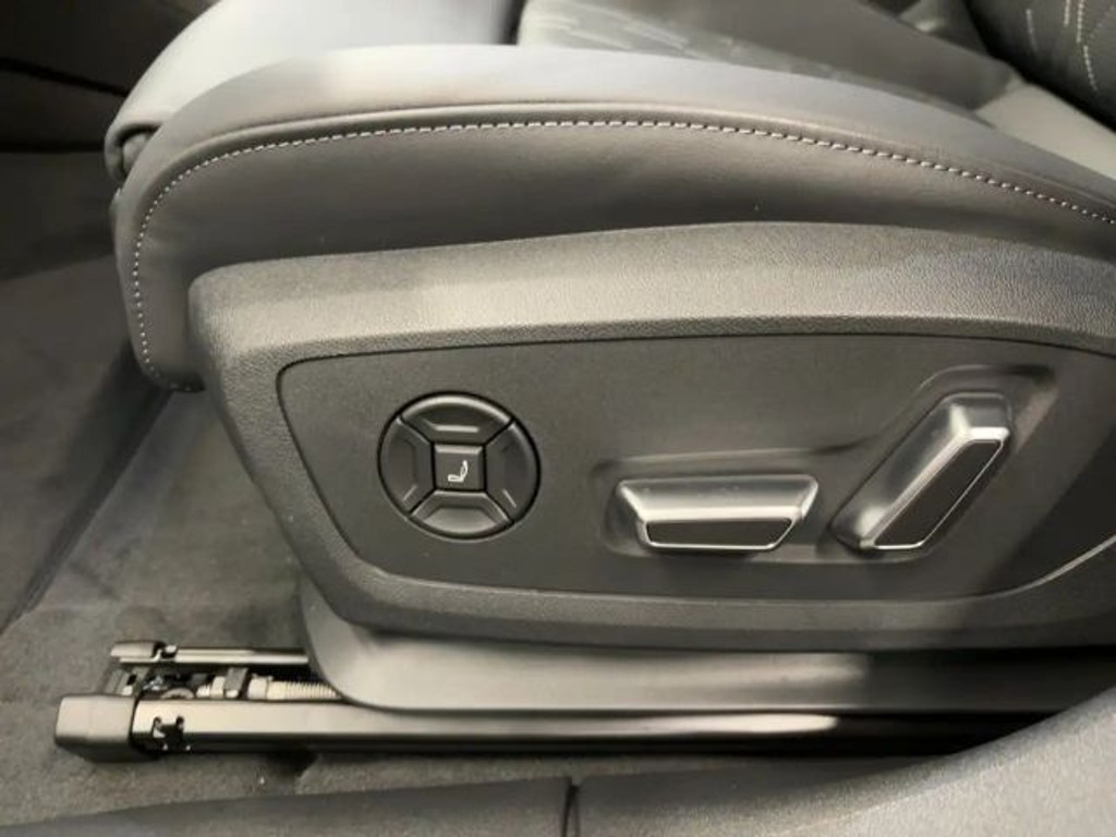 Audi S6 e-tron