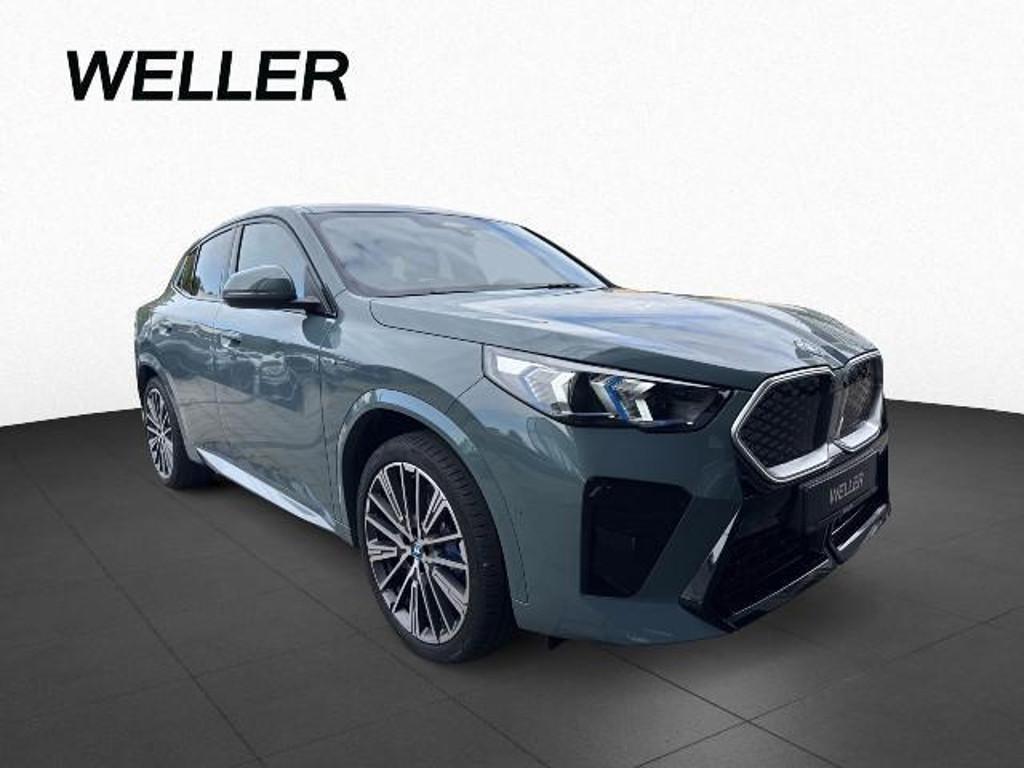 BMW iX2