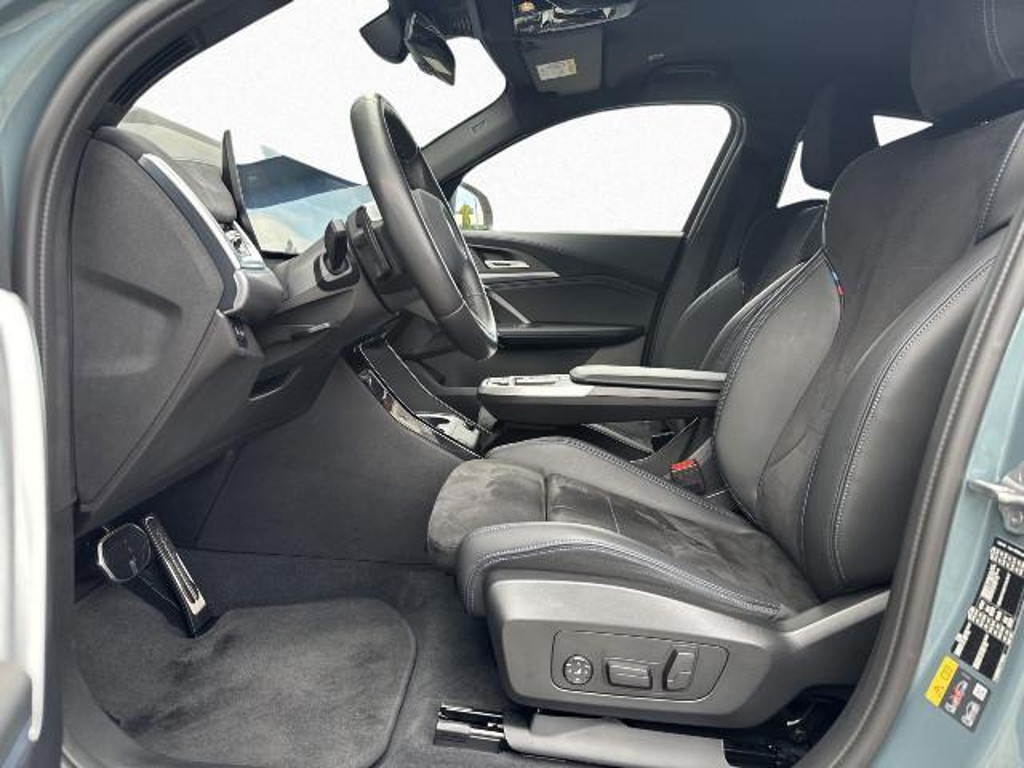 BMW iX2