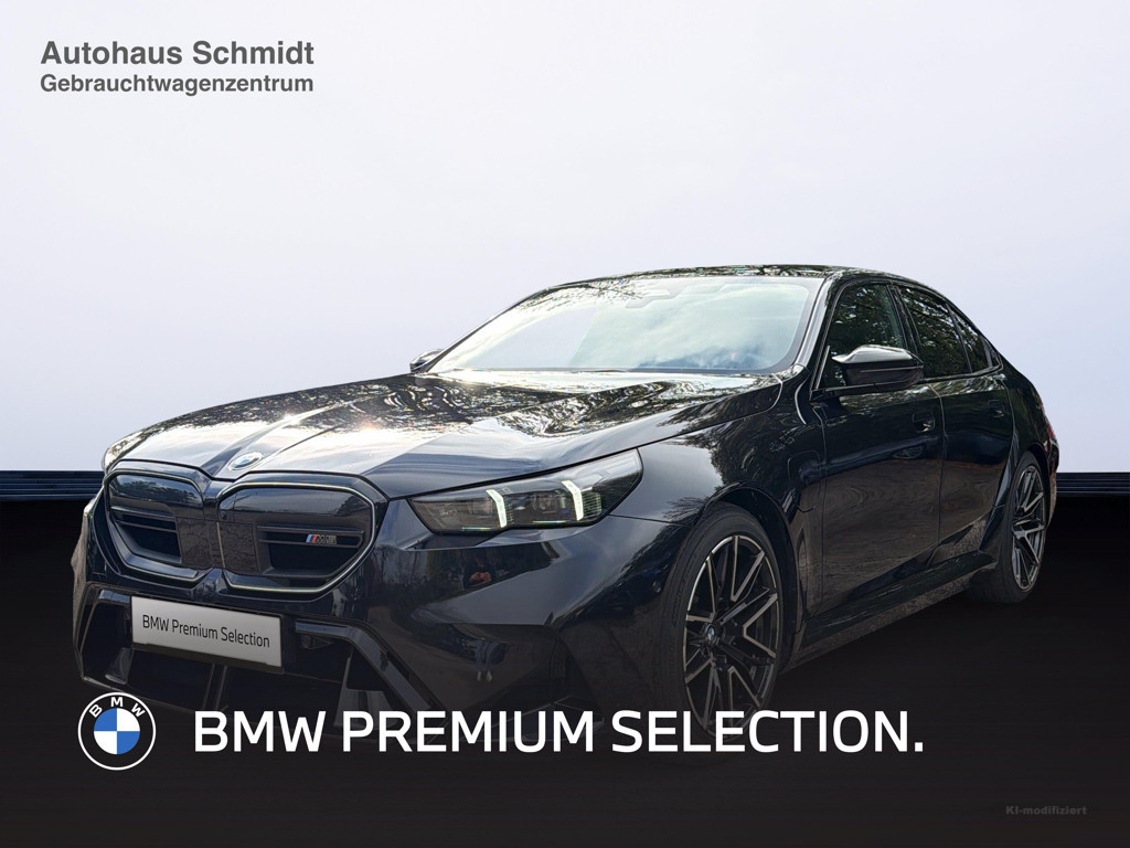 BMW M5 Sedan