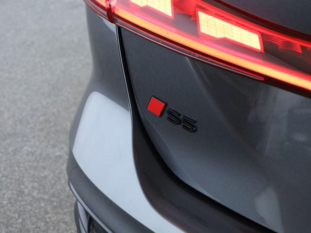 Audi S5