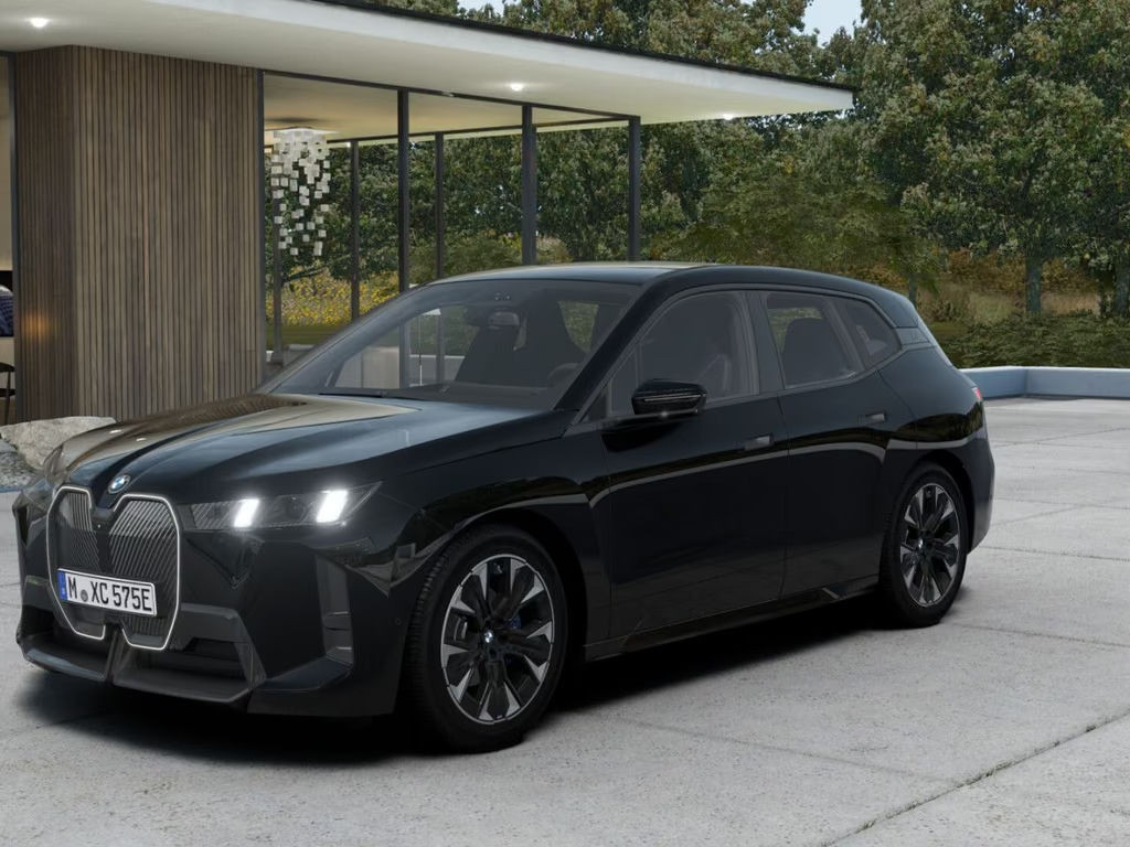 BMW iX