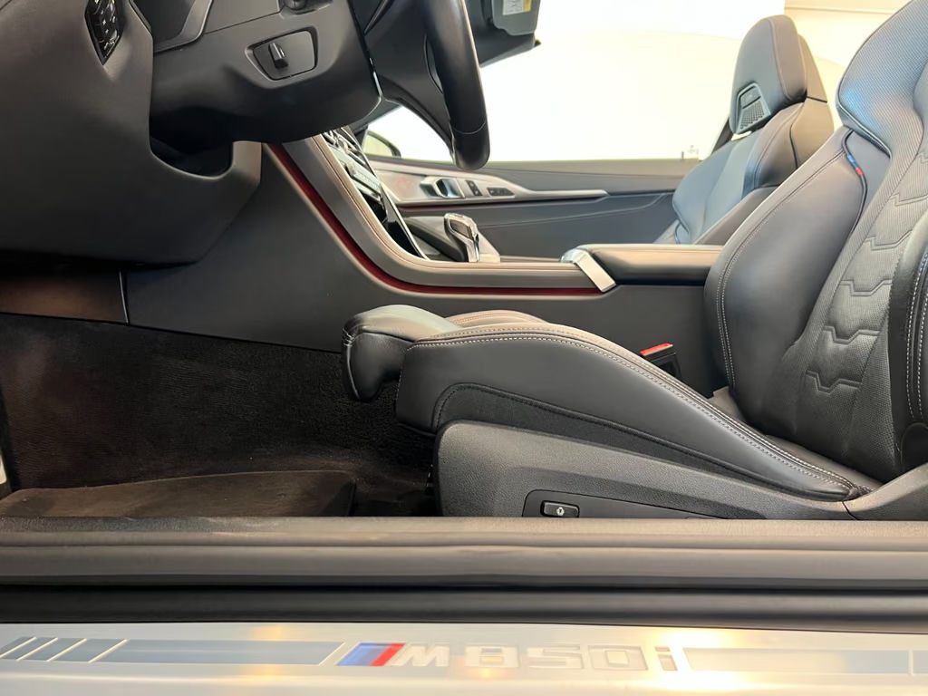 BMW M850