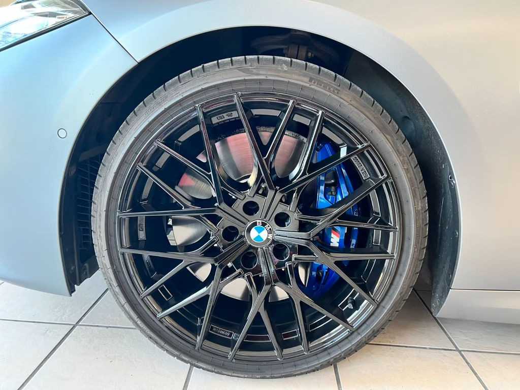 BMW M850