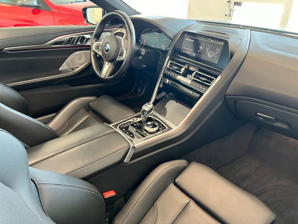 BMW M850