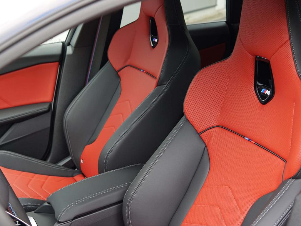 BMW M235