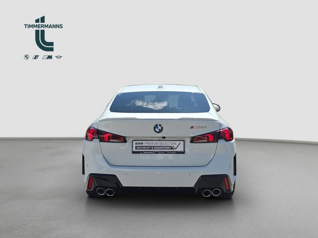 BMW M235