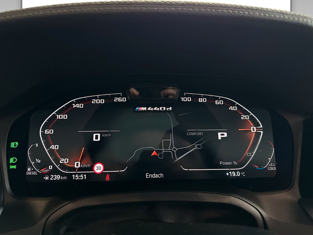 BMW M440