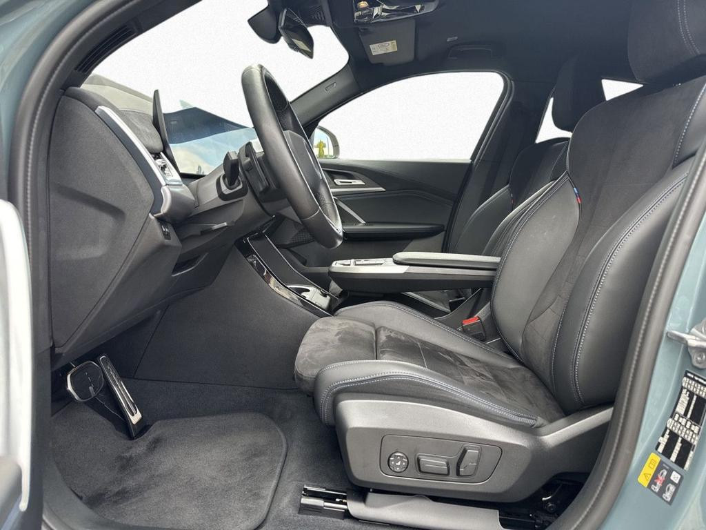 BMW iX2