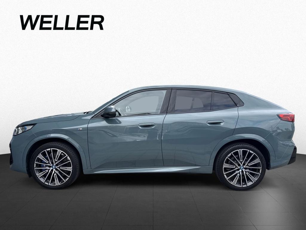 BMW iX2