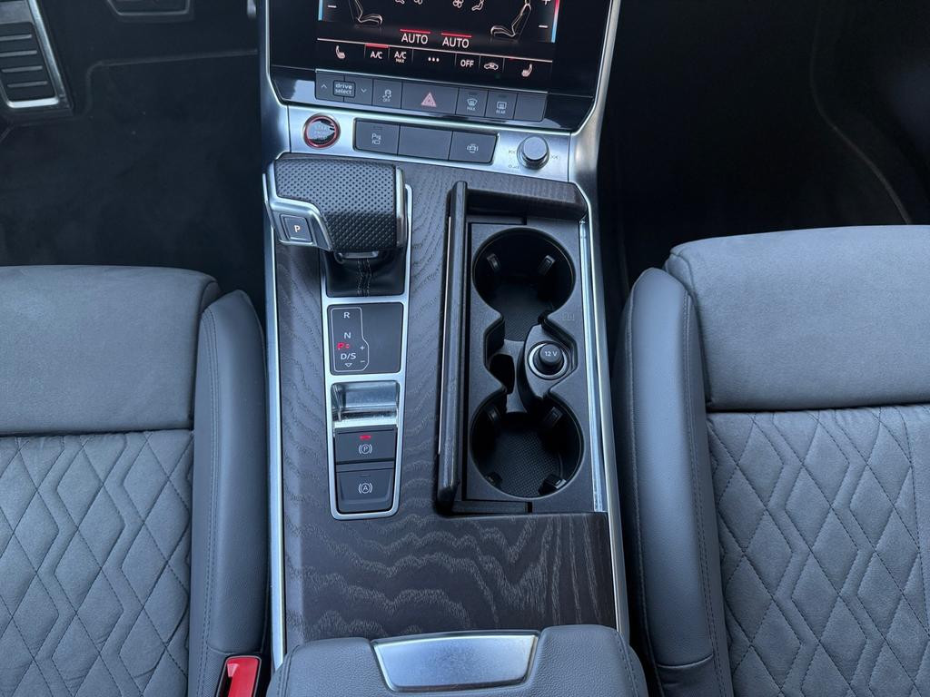 Audi S7