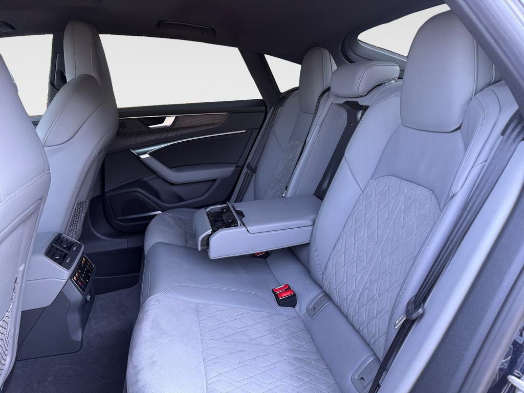 Audi S7
