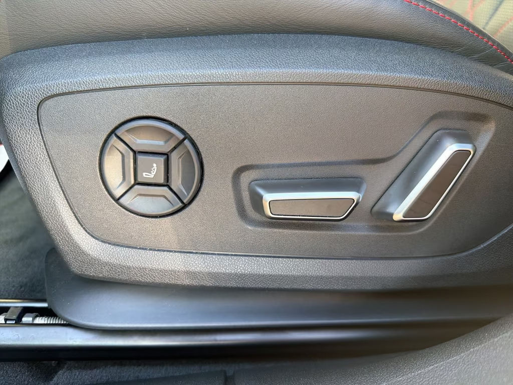 Audi S6 e-tron