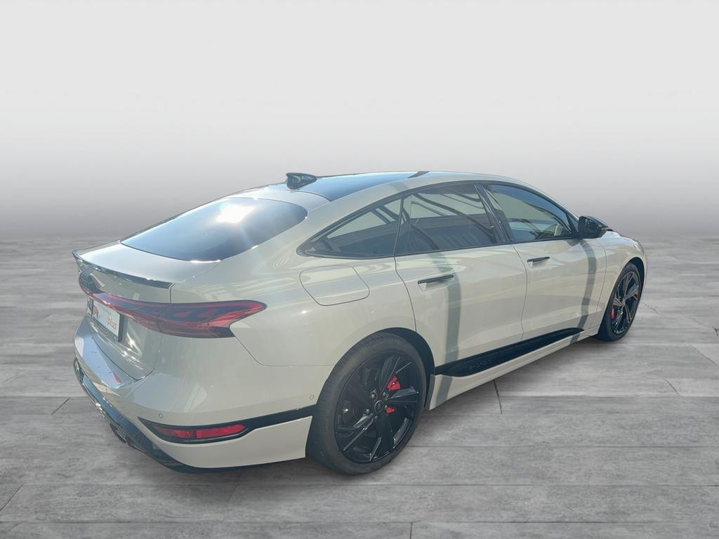 Audi S6 e-tron