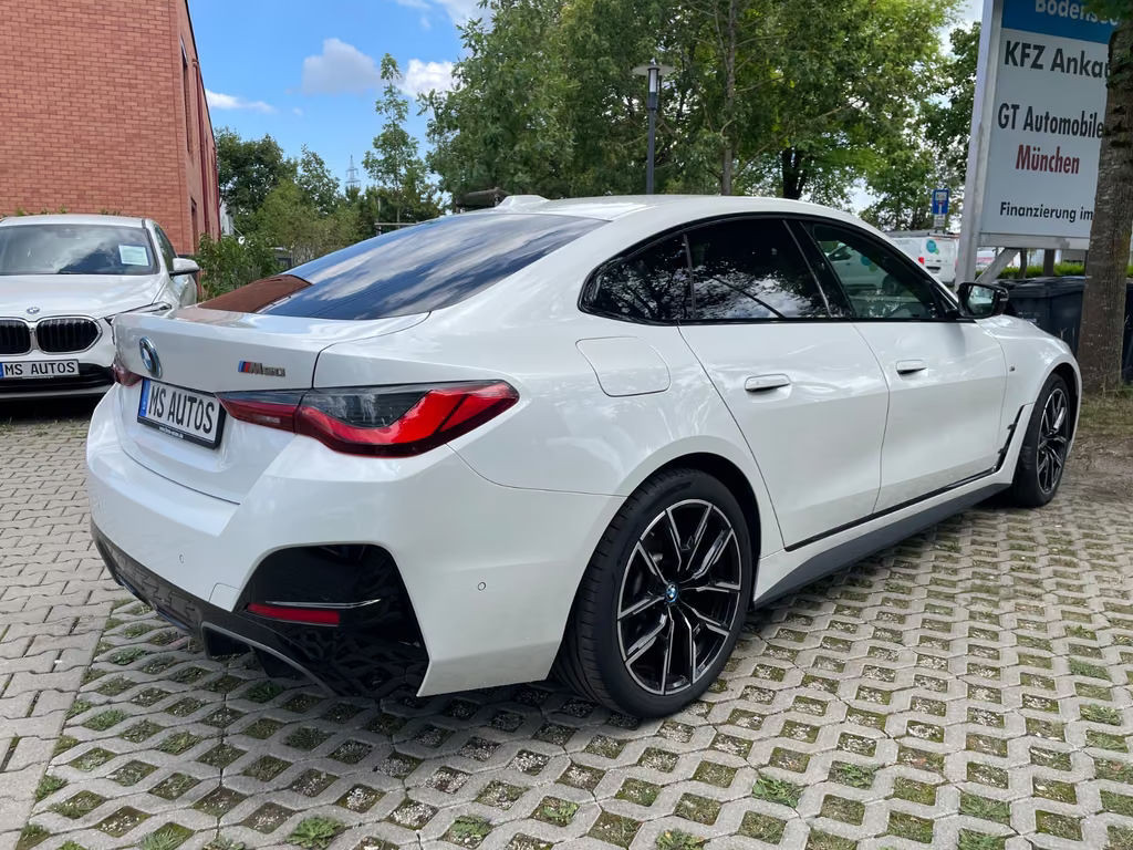 BMW i4