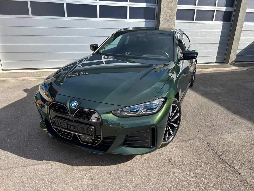 BMW i4