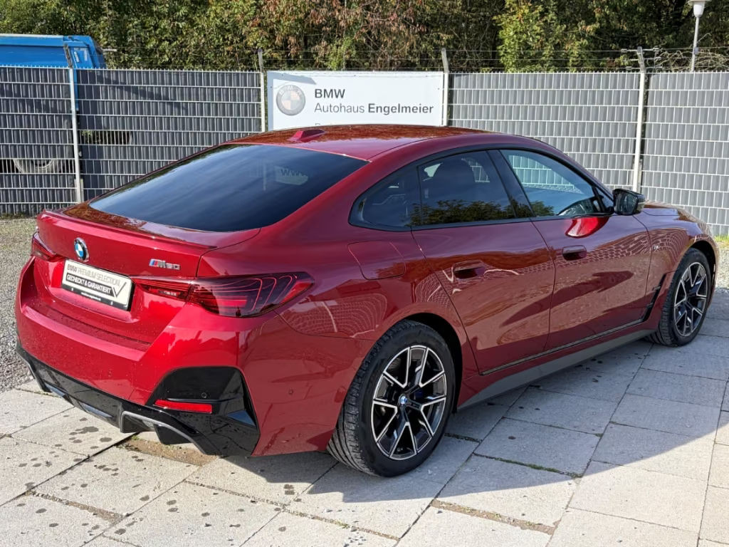 BMW i4