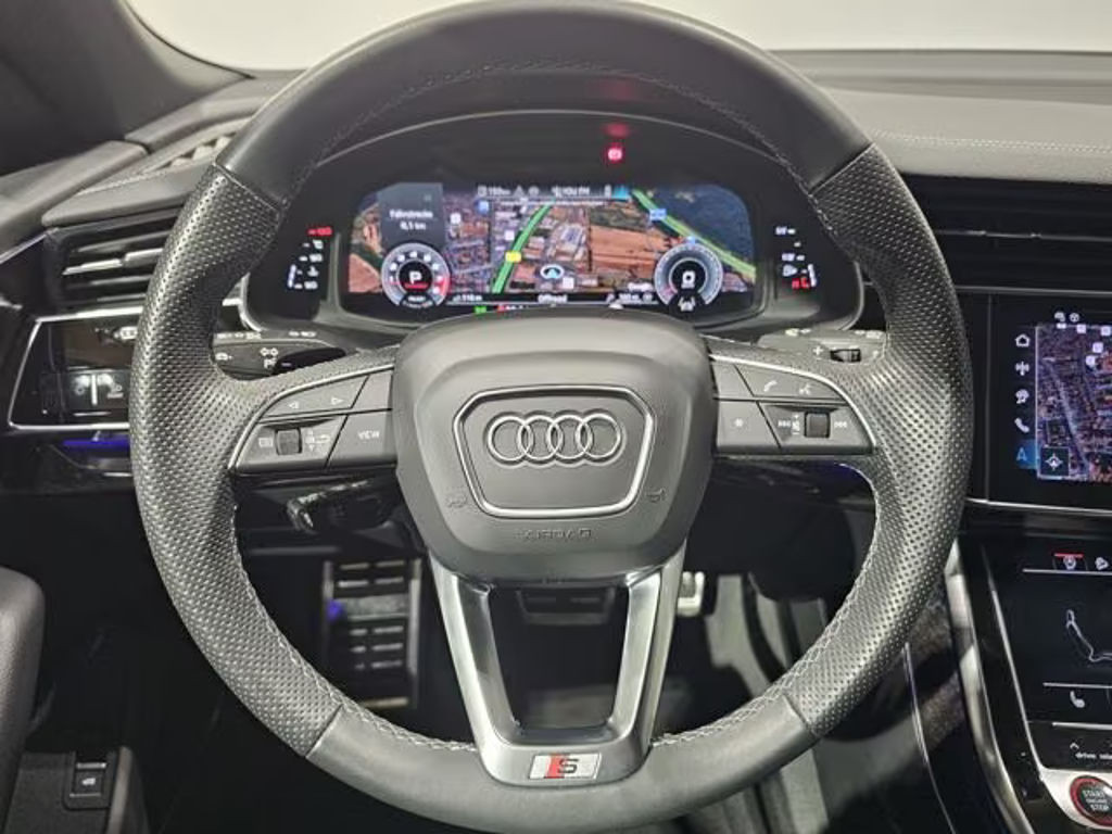 Audi SQ8