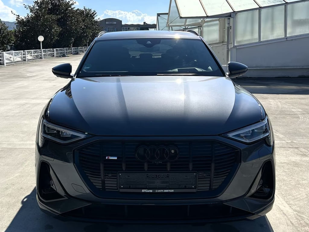 Audi e-tron