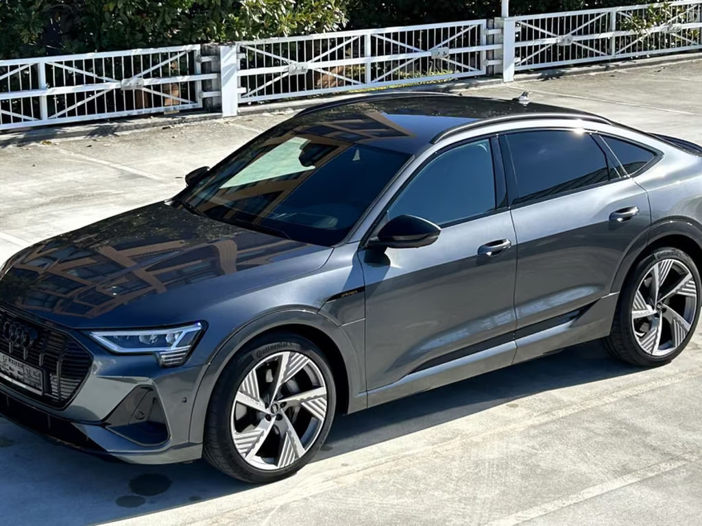 Audi e-tron