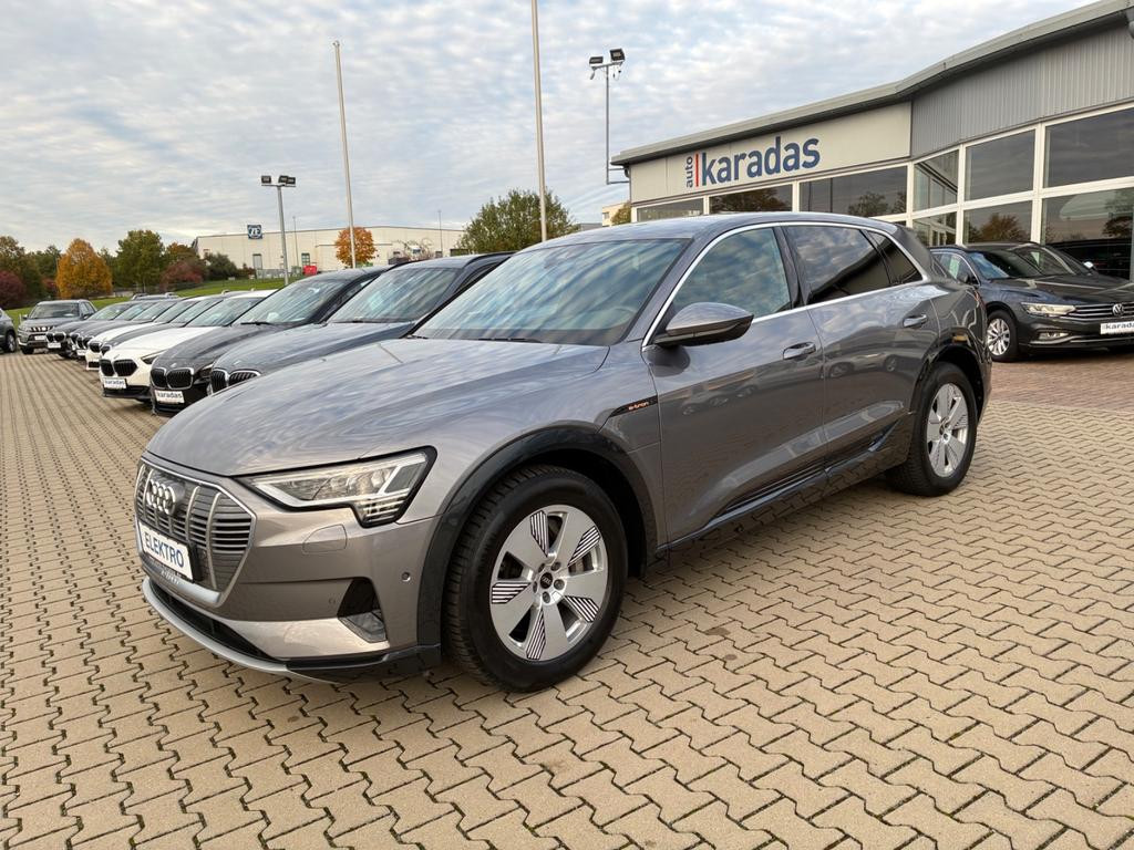 Audi e-tron Quattro 50