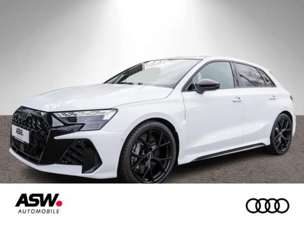 Audi RS3 Sedan