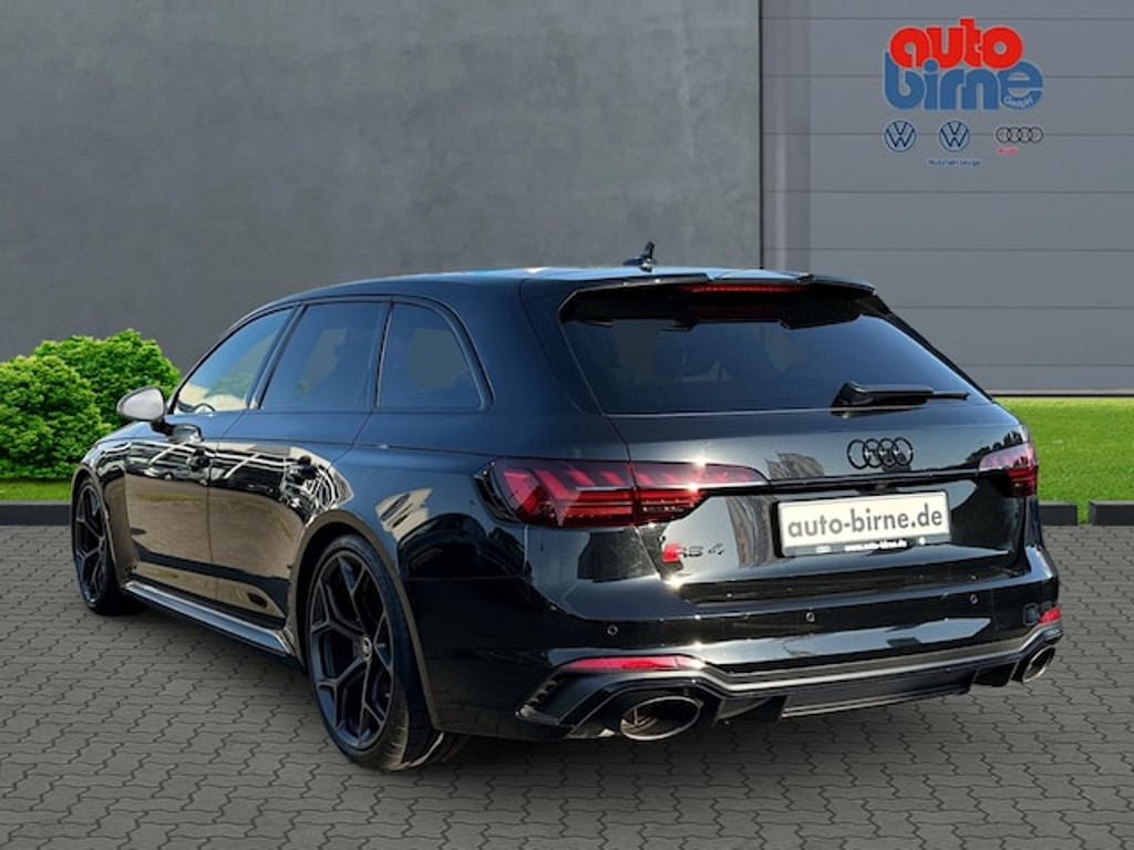 Audi RS4
