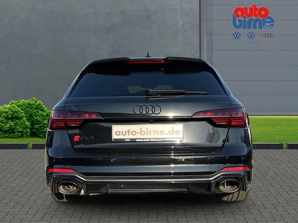 Audi RS4