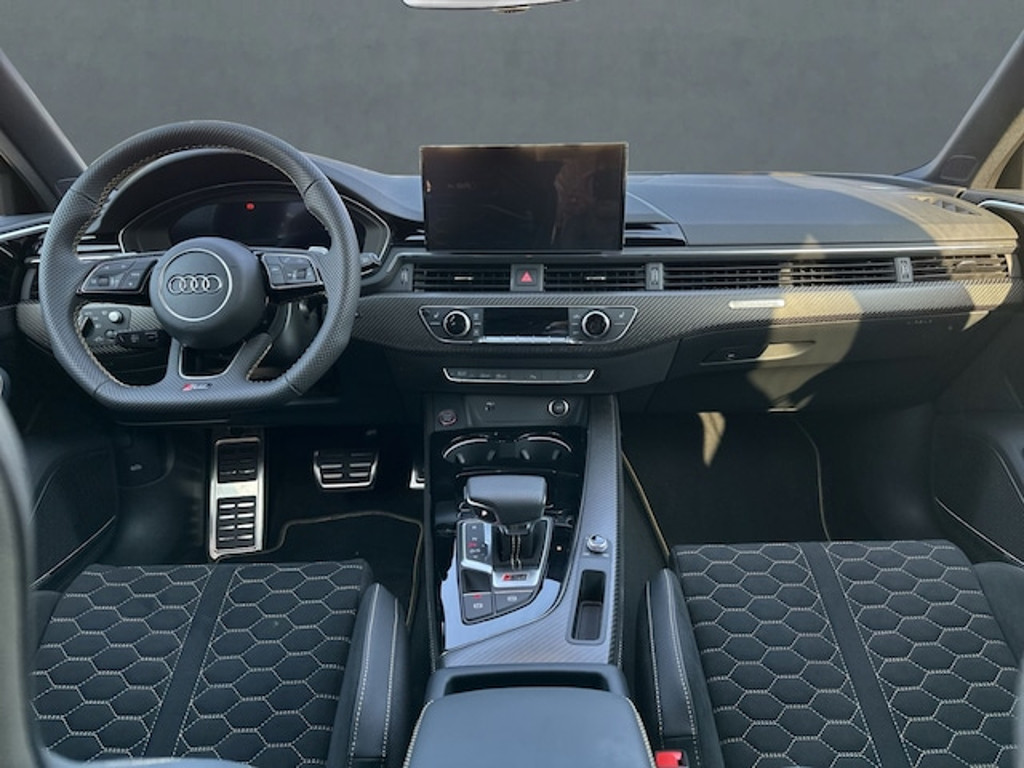 Audi RS4