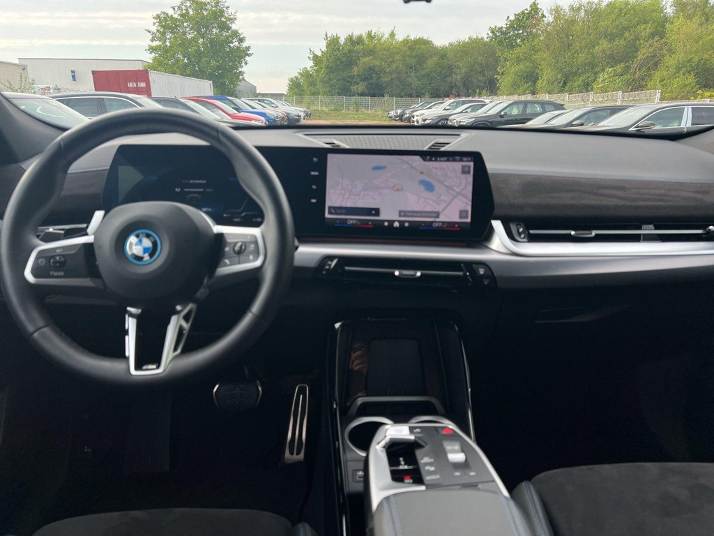 BMW iX2