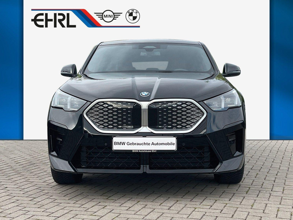 BMW iX2
