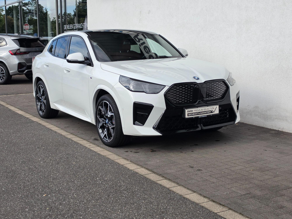 BMW iX2