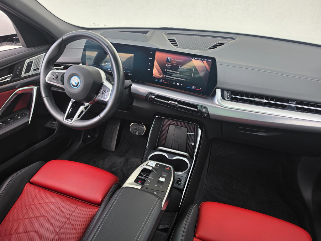 BMW iX2