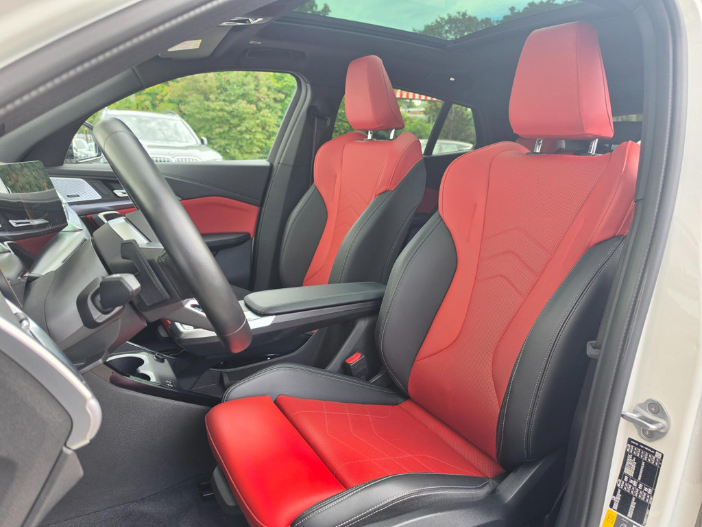 BMW iX2