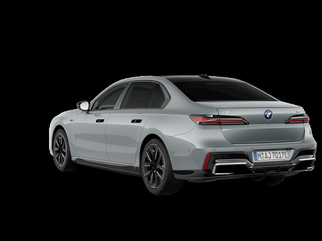 BMW i7
