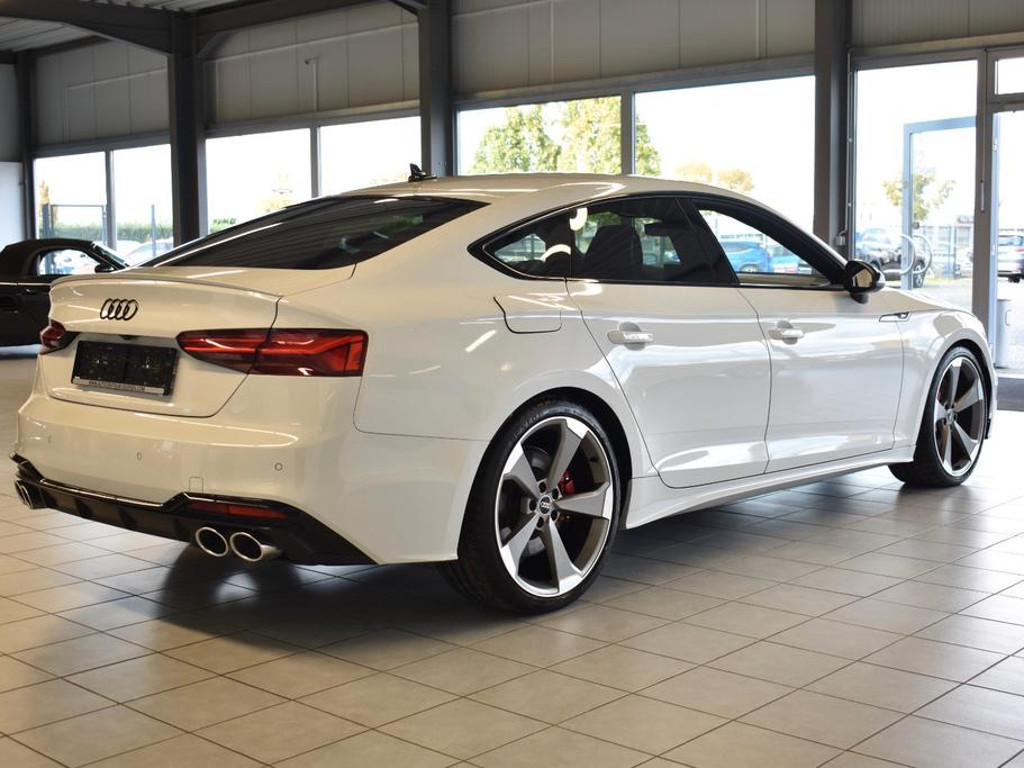 Audi S5