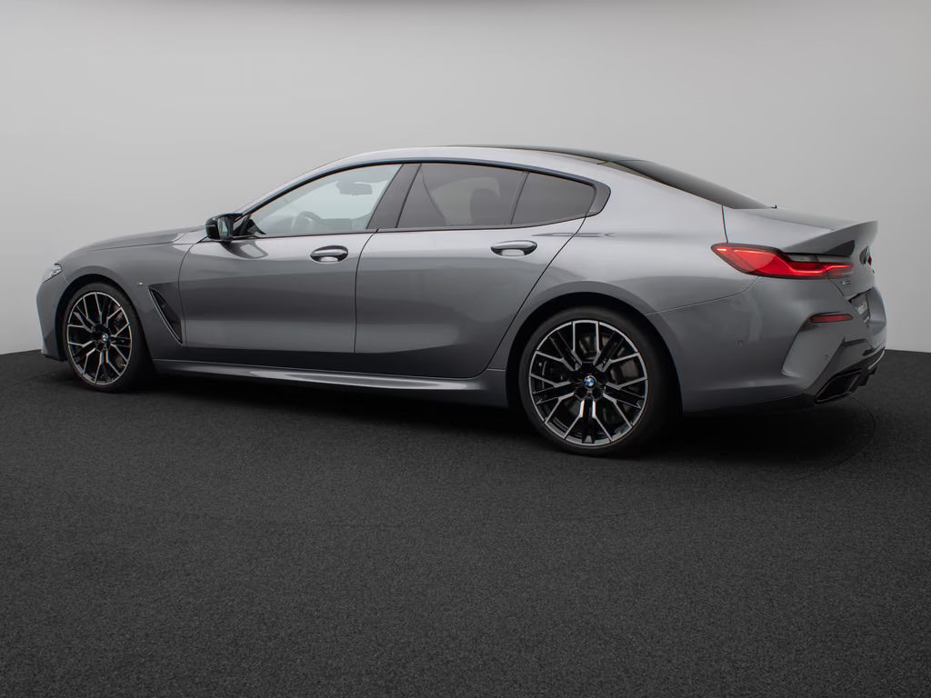 BMW M850